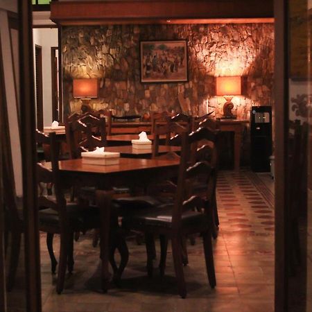 Hotel Graha Kinasih Kotabaru Yogyakarta Ngoại thất bức ảnh