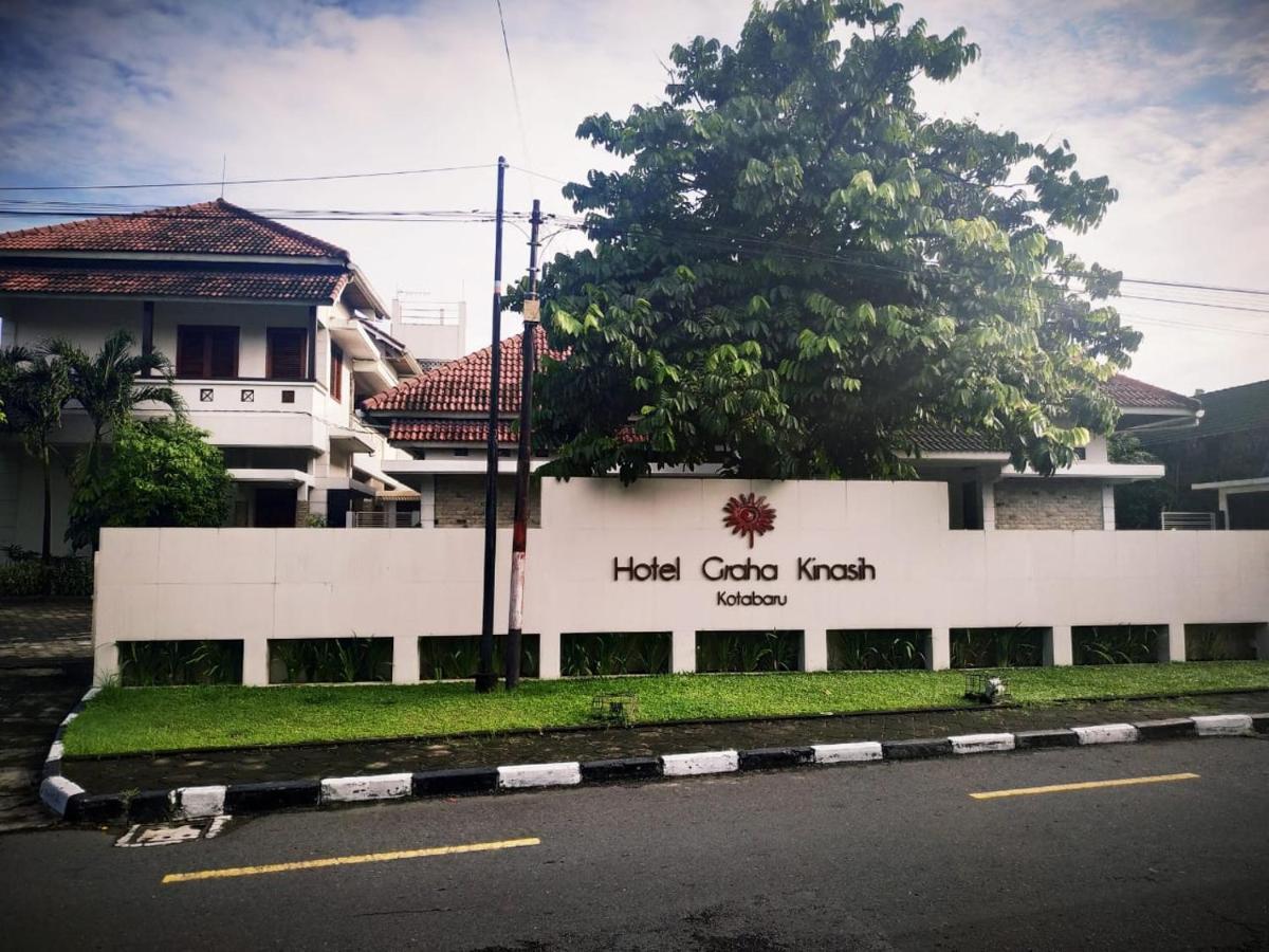 Hotel Graha Kinasih Kotabaru Yogyakarta Ngoại thất bức ảnh