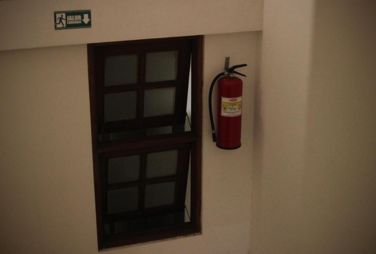 Hotel Graha Kinasih Kotabaru Yogyakarta Ngoại thất bức ảnh