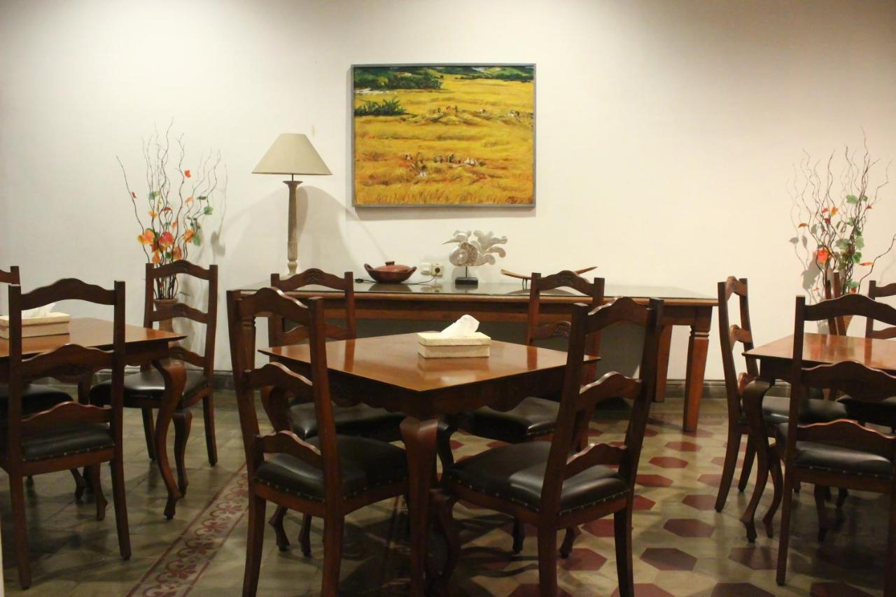 Hotel Graha Kinasih Kotabaru Yogyakarta Ngoại thất bức ảnh