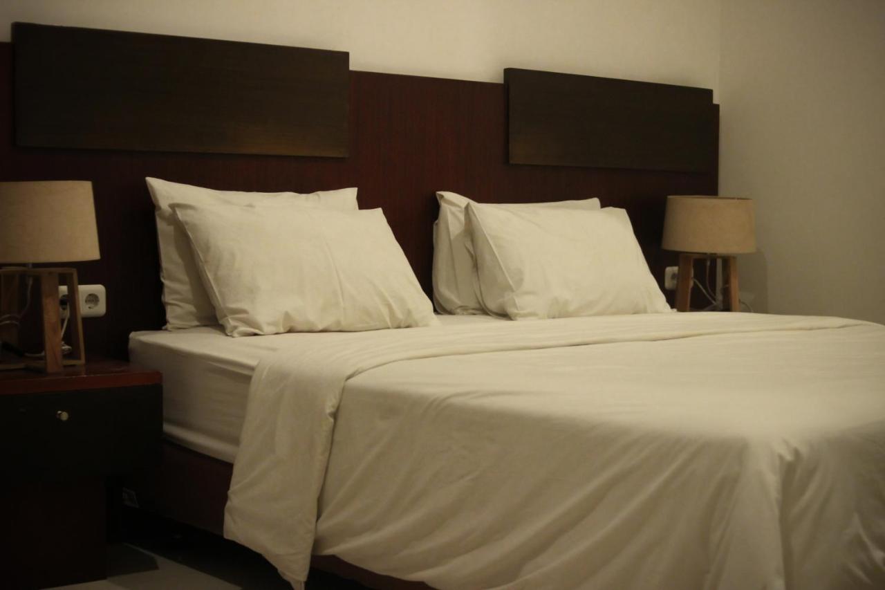 Hotel Graha Kinasih Kotabaru Yogyakarta Ngoại thất bức ảnh